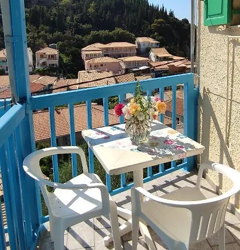 Spiros شقة فندقية 3*